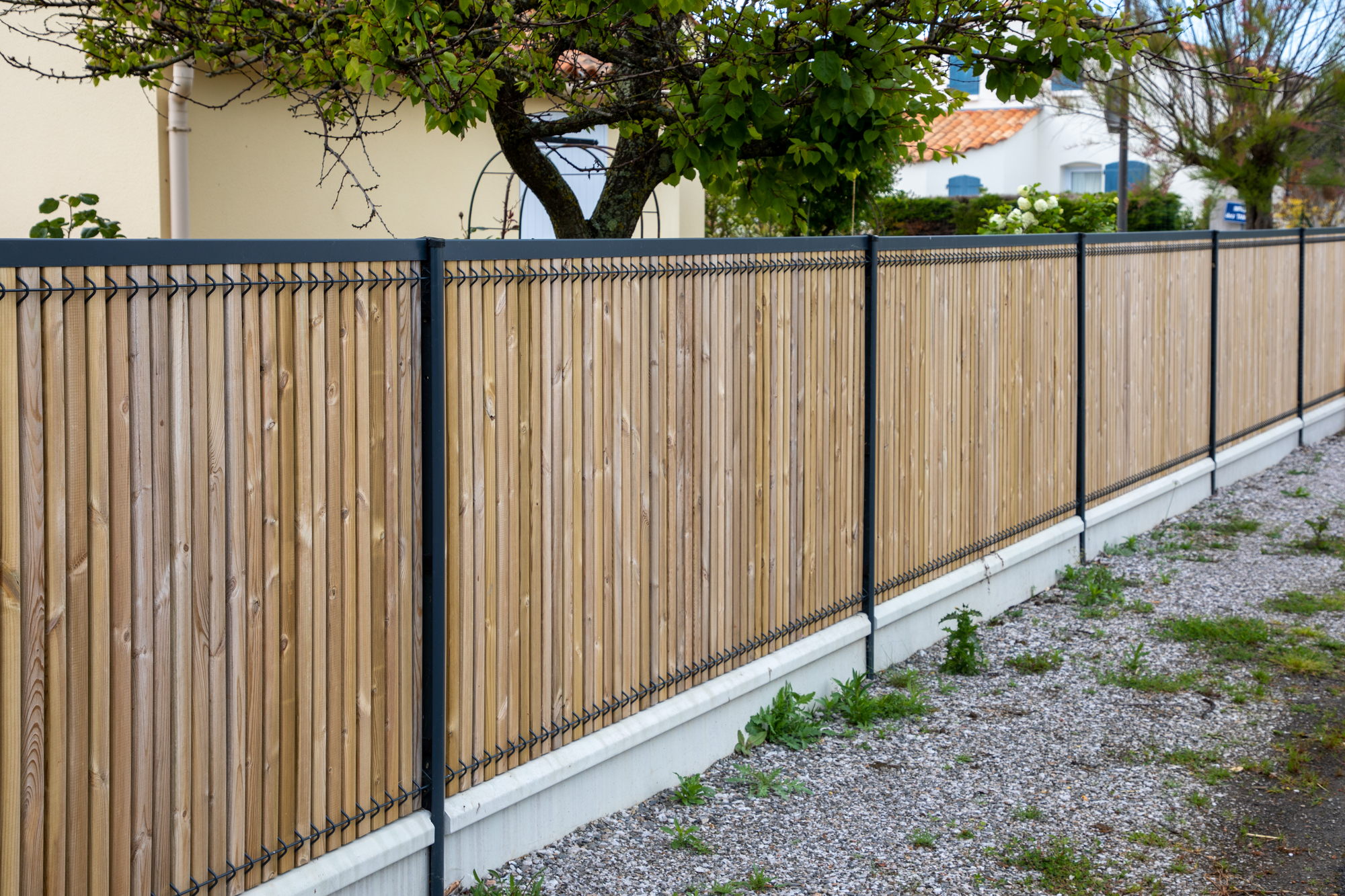 decorative wood and metal fence