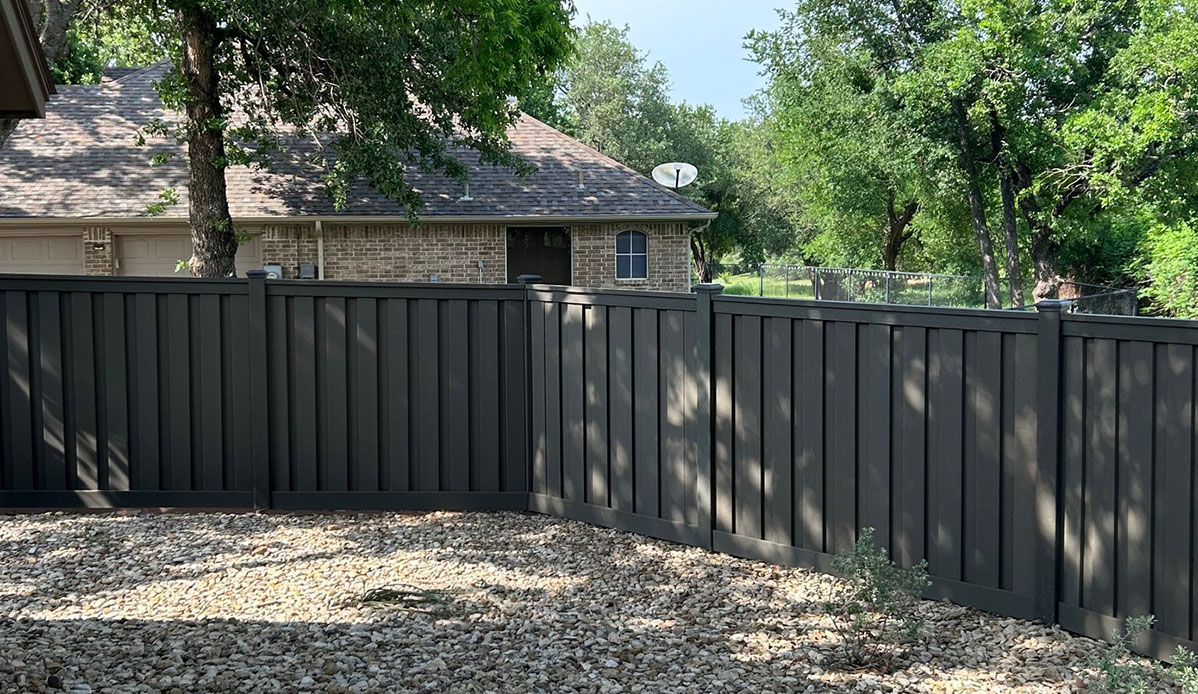 modern composite fence for garden